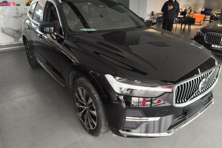 Used Volvo XC60 2024 B5 4x4 Smart Luxury Edition
