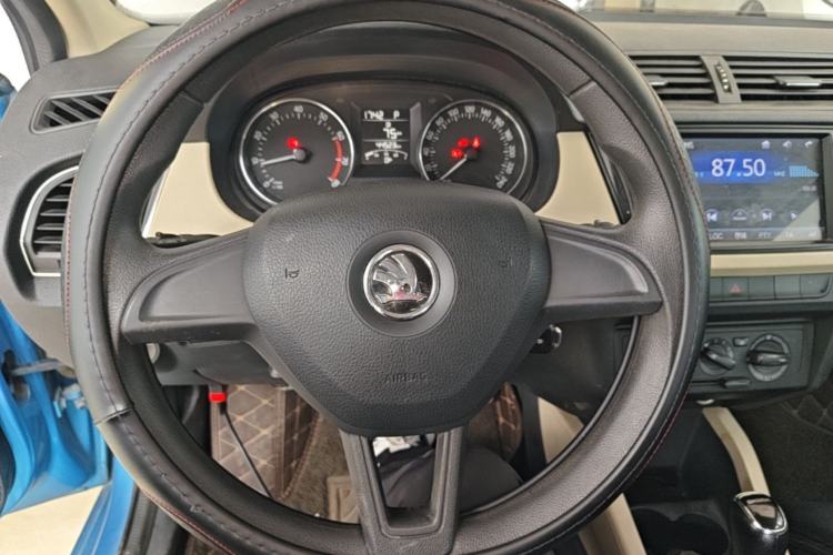 Used Skoda Fabia 2015 1.4L Automatic Chuanxing Edition
