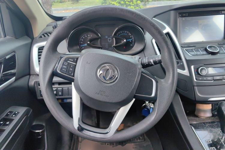 Used Dongfeng Aeolus AX7 2015 2.0L Automatic Zhiyue Version Steering Wheel