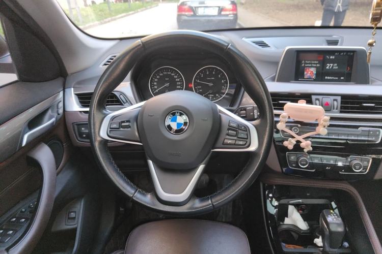 Used BMW X1 2018 sDrive18Li Luxury Model Steering Wheel