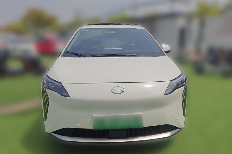 Used AION Y 2023 Plus 610 Enjoy Edition Front