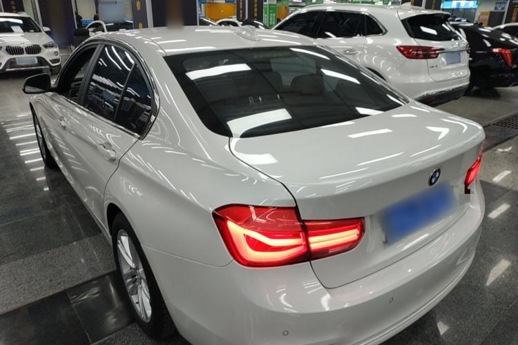 Used BMW 3 Series 2017 318i Fashion Model
