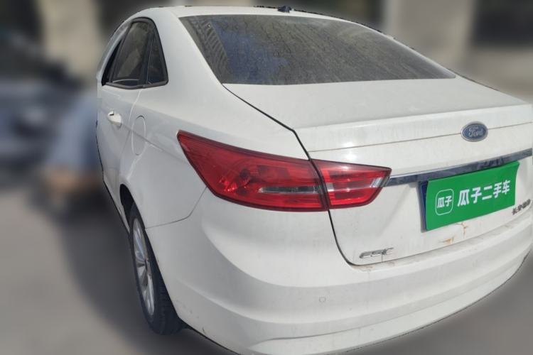 Used Ford Escort 2015 1.5L Automatic Fashion Model Rear Left 45 Deg