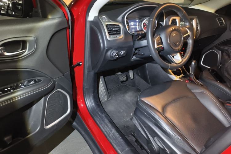 Used Jeep Compass 2019 200T Automatic Family Edition - Connected Large Screen Version