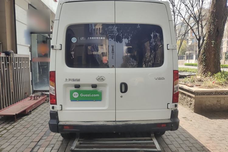 Used SAIC MAXUS Xintu V80 2019 2.5T Classic Edition 6-Speed Manual – Aoyuntong Short Wheelbase Mid-Height Design 5/6 Seats
