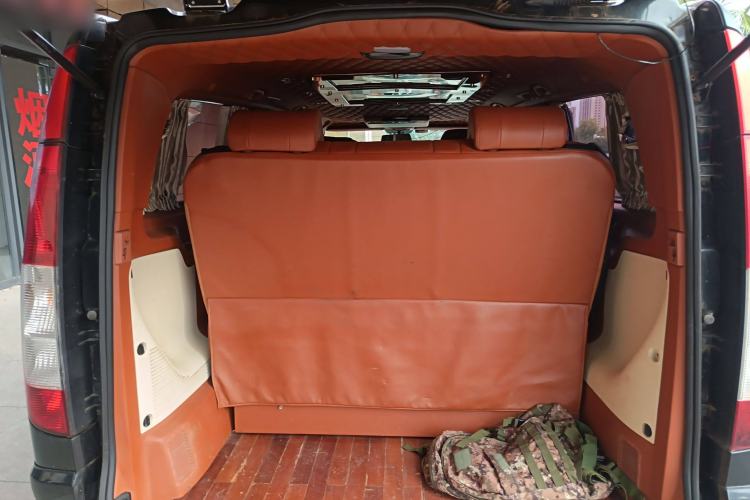 Used Mercedes-Benz Vito 2013 3.0L Elite Edition Trunk