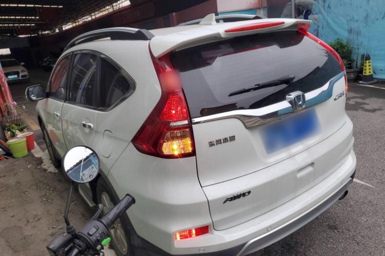 Used Honda CR-V 2016 2.0L two-wheel drive Urban Edition