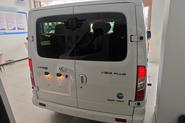 Used SAIC MAXUS Xintu V80 2021 2.0T PLUS AMT City Edition Short Wheelbase Ultra-Low Roof—7/8/9-Seater
