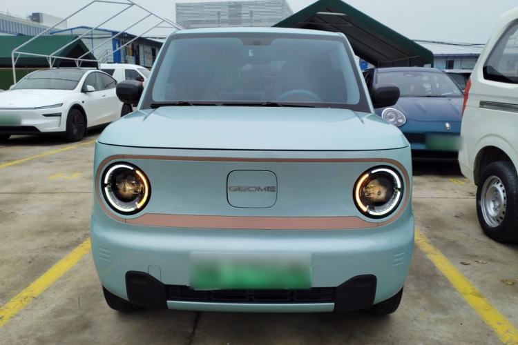 Used Geely Galaxy Panda 2024 Panda Mini 200km Endurance Bear
