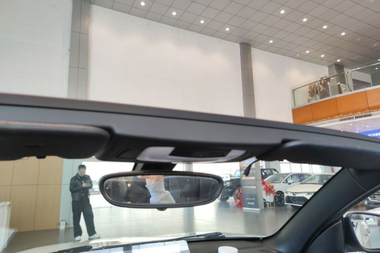 Used BMW 2 Series 2015 218i Convertible Coupe
