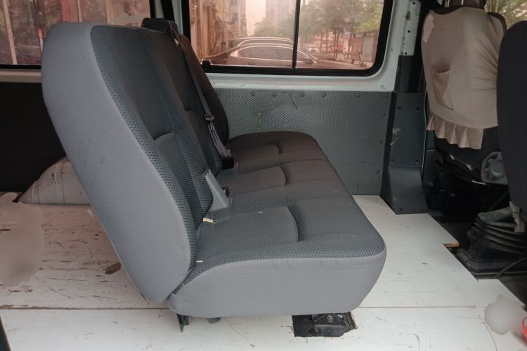 Used JMC Transit 2017 2.8T Commercial Version Short Wheelbase Mid-Roof 6/7/8-Seater JX493 Left Rear Seat