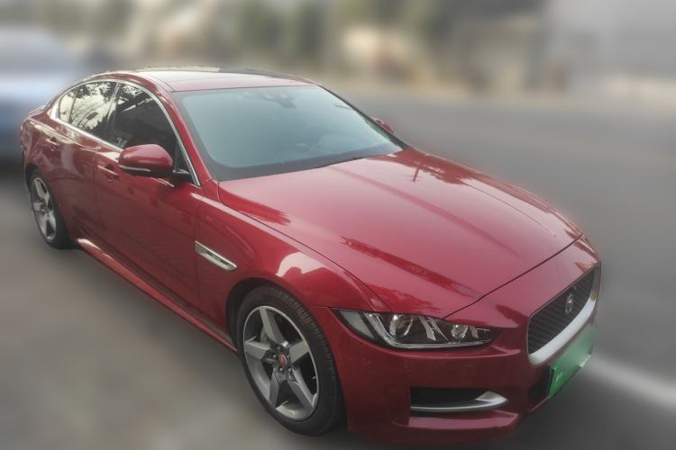 Used Jaguar XE 2017 2.0T 200 PS R-Sport
