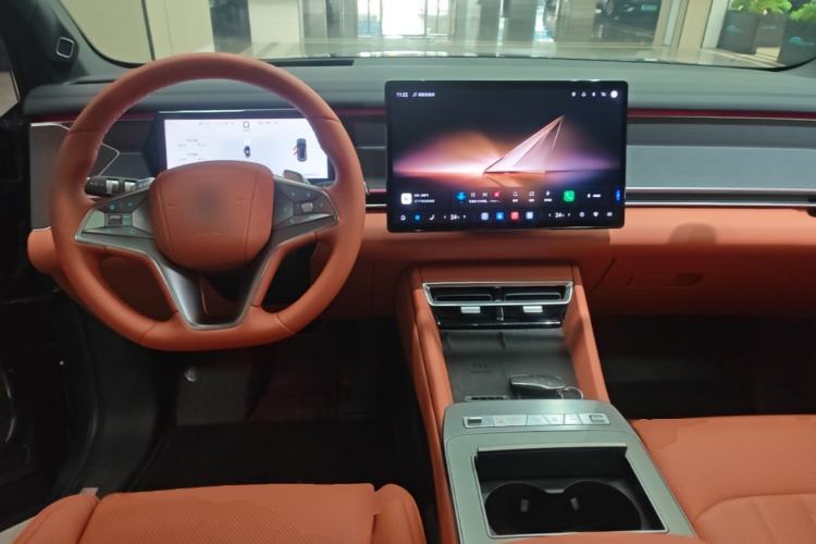 Used BYD Tang L 2025 DM 175KM Drone Player Edition Center Console