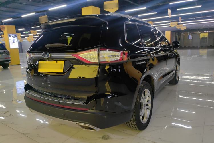 Used Ford Edge 2018 EcoBoost 245 Two-Wheel-Drive Titanium 7-Seater China VI Standard
