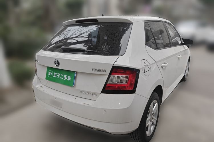 Used Skoda Fabia 2017 1.4L Automatic Car Enjoy Edition