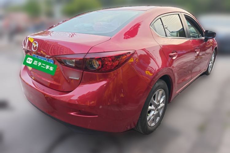 Used Mazda 3 Axela 2016 Sedan 1.5L Automatic Luxury Model