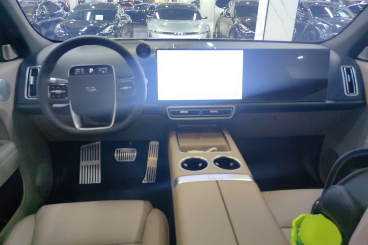 Used Li Auto L7 2025 Pro Smart Refresh Edition
