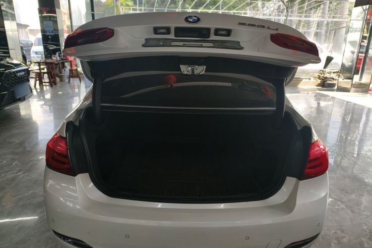 Used BMW 3 Series 2016 320Li Fashion Model
