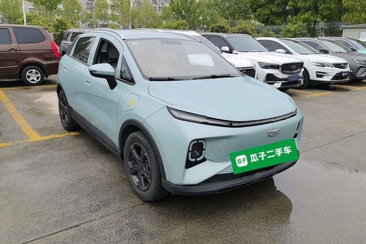 Used Geometry E Firefly 2023 401KM Linglong Tiger 5-Seater Front Right 45 Deg