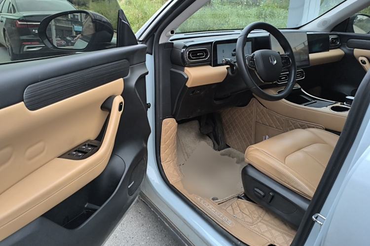 Used Leapmotor C11 2024 All-Electric 580 Luxury Edition
