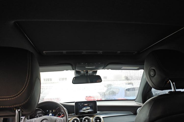 Used Mercedes-Benz GLC Coupe 2018 GLC 260 4MATIC Coupe SUV
