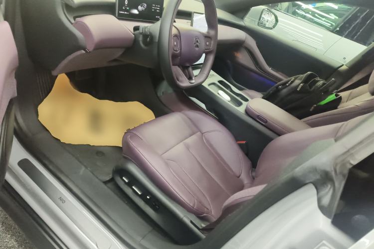 Used Nio ET5 2022 75 kWh Left Front Seat