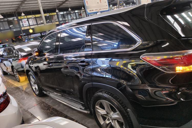 Used Toyota Highlander 2015 2.0T Four-Wheel Drive Ultimate Edition 7-Seater
