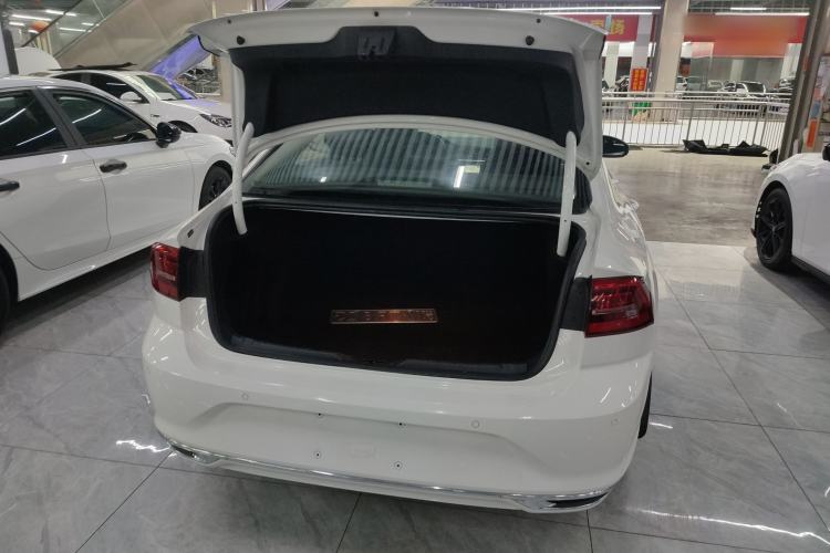 Used Volkswagen Lamando 2019 280TSI DSG Comfort Edition China VI standard