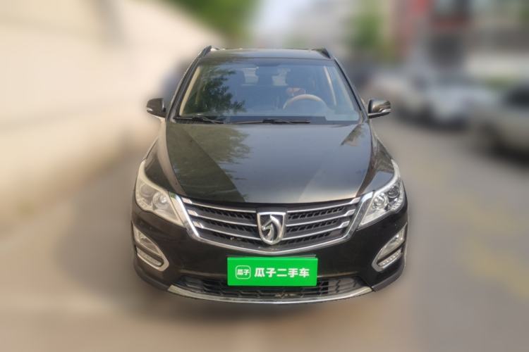Used Baojun 560 2016 1.8L Manual Luxury Edition Front