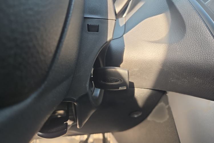 Used Ford Focus 2018 Hatchback Classic 1.6L Automatic Comfort Plus SmartDrive Edition
