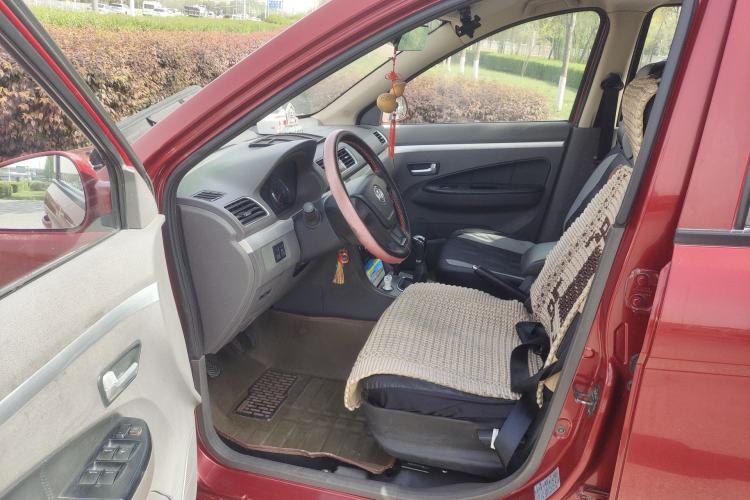 Used Dongfeng Fengon 360 2015 1.5L Manual Comfort 7-Seater China IV Standard