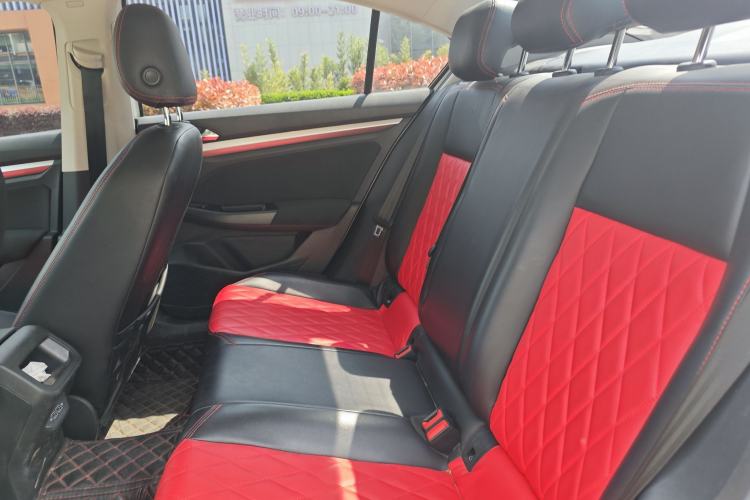 Used Volkswagen Bora 2021 1.5L Manual Fashion Smart Connect Edition Interior 3