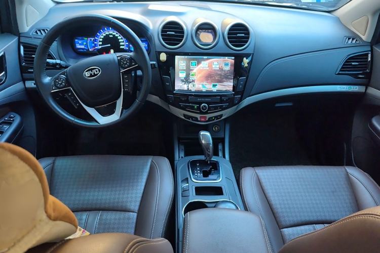 Used BYD S7 2015 2.0T Upgraded Automatic Luxury Version
