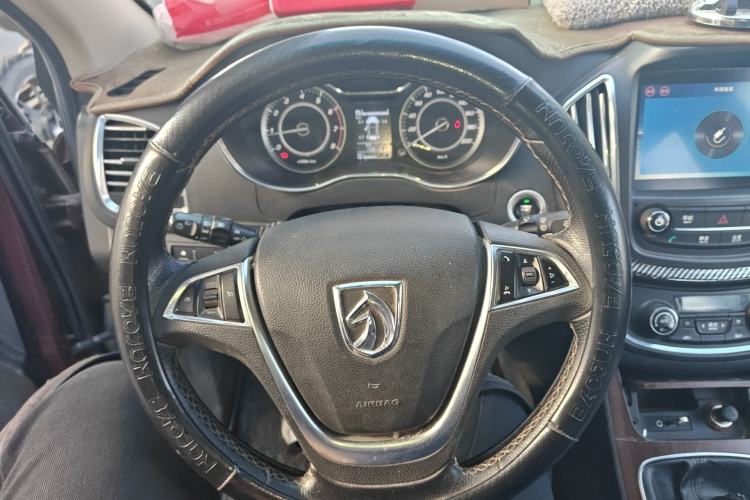 Used Baojun 560 2017 Rhythmic Edition 1.5T Manual Premium Model
