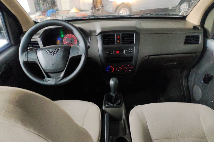 Used Wuling Rongguang 2020 1.2L S Base Model China VI