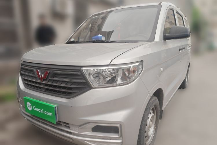 Used Wuling Hongguang V 2022 1.5L Jingqu Edition Electric-Assist LAR