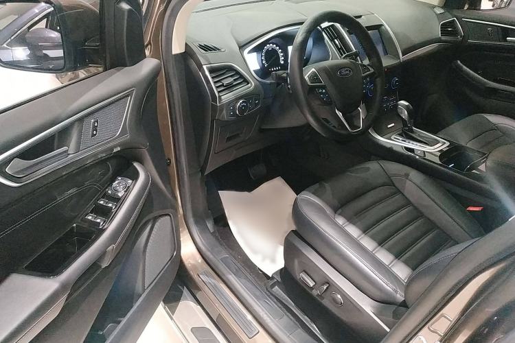 Used Ford Edge 2016 EcoBoost 245 Four-Wheel Drive Titanium Edition 7-Seater