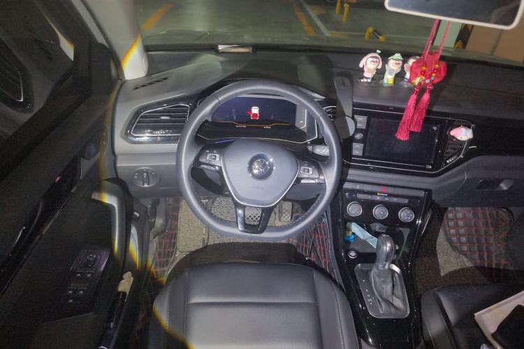 Used Volkswagen T-ROC 2020 280TSI DSG Two-Wheel Drive Comfort Version Steering Wheel