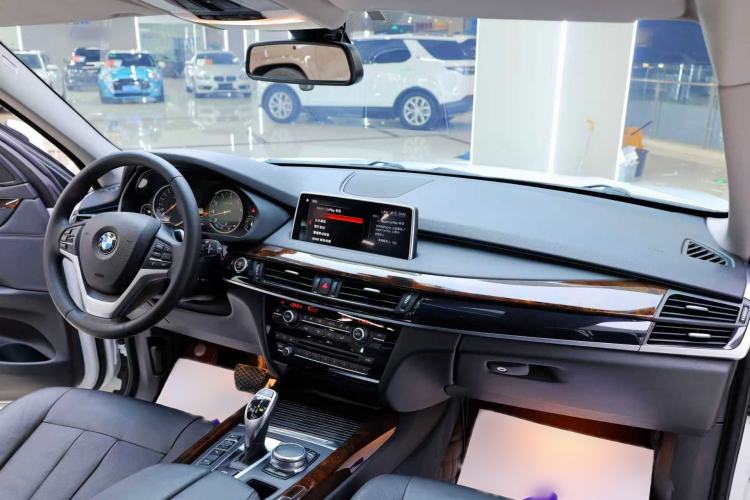 Used BMW X5 2019 xDrive40i M Sport Package