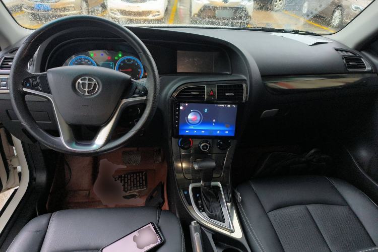 Used Brilliance V5 2014 1.5T Automatic Two-Wheel Drive Sport Model