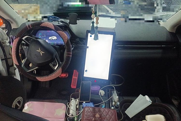 Used XPeng G3 2022 G3i 520G+ Center Console