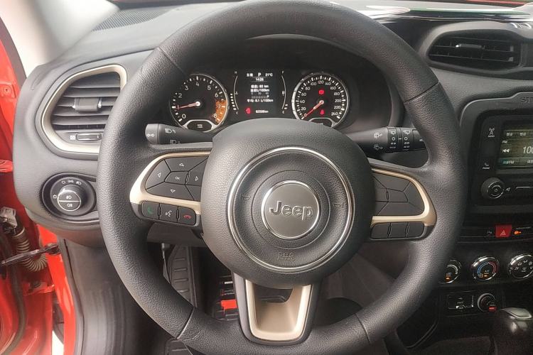 Used Jeep Renegade 2017 180T Automatic High-Energy Version