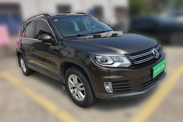 Used Volkswagen Tiguan 2013 1.8TSI Automatic Two-Wheel Drive Trend Edition Front Right 45 Deg