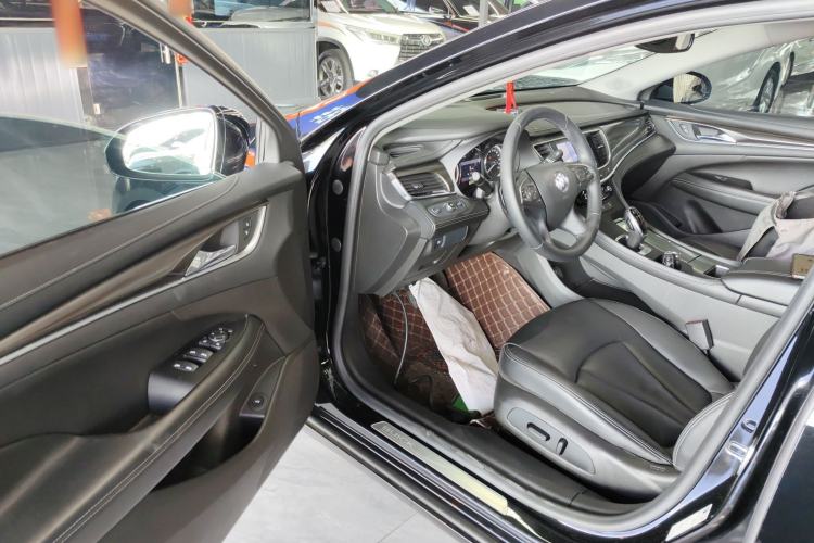 Used Buick LaCrosse 2021 652T Luxury Model
