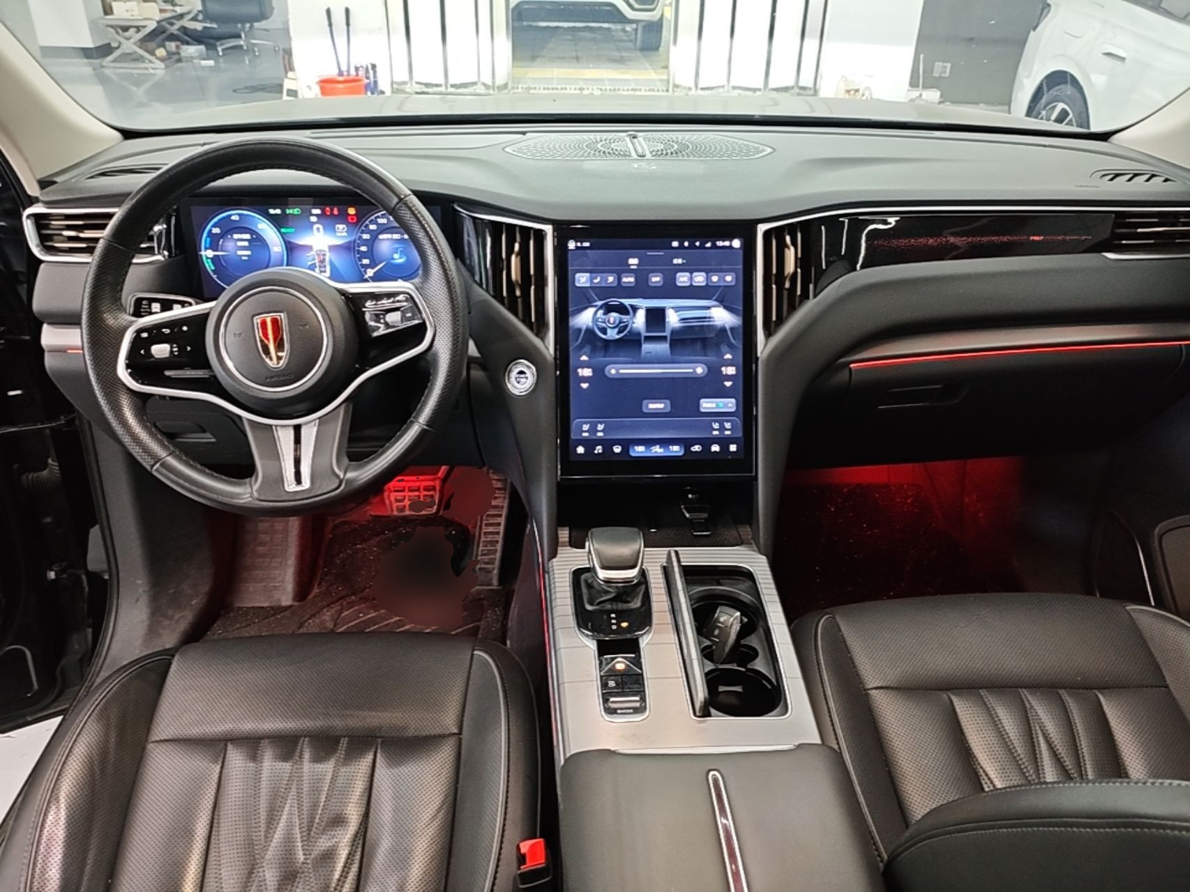 Hongqi HS7 PHEV 2024 2.0T PHEV Four-Wheel Drive Flagship Edition 6 Seats — снимка 17