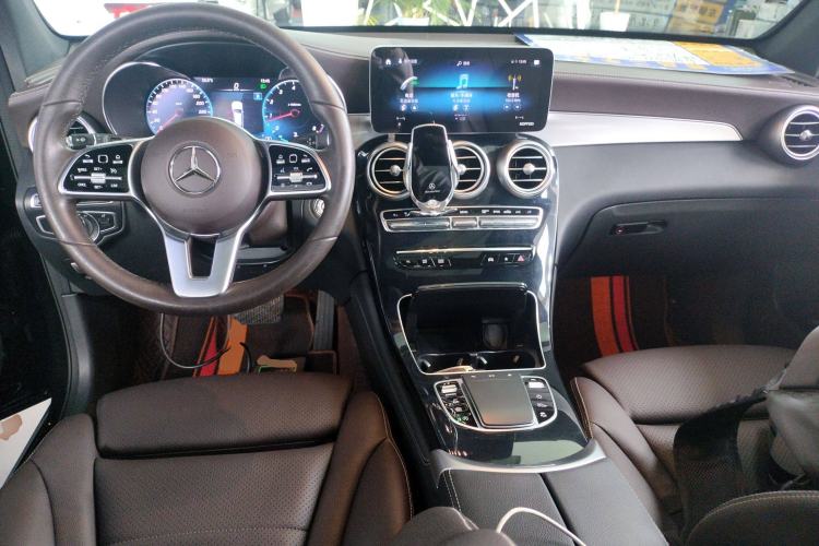 Used Mercedes-Benz GLC 2020 Facelifted GLC 260 L 4MATIC Dynamic Edition
