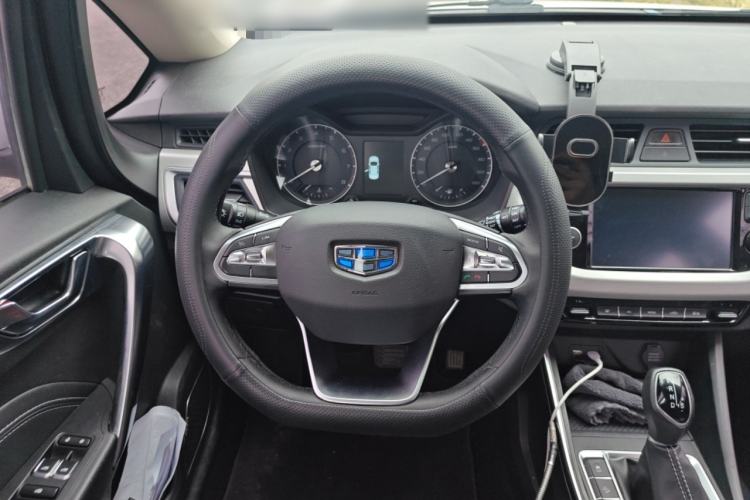 Used Geely Auto Vision X3 2019 Upgraded Model 1.5L CVT Elite Version
