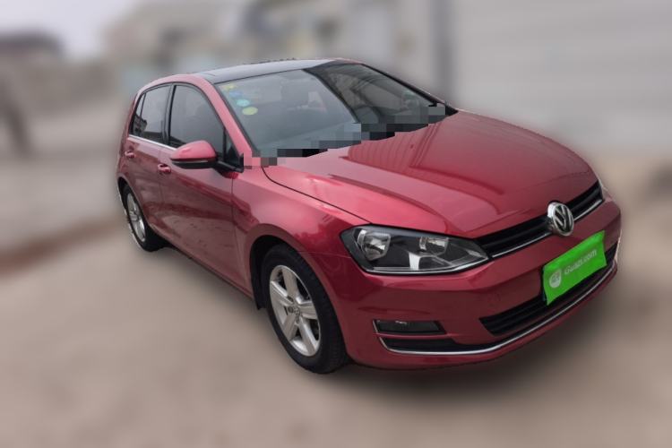 Used Volkswagen Golf 2014 1.4TSI Automatic Comfort Model Front Right 45 Deg