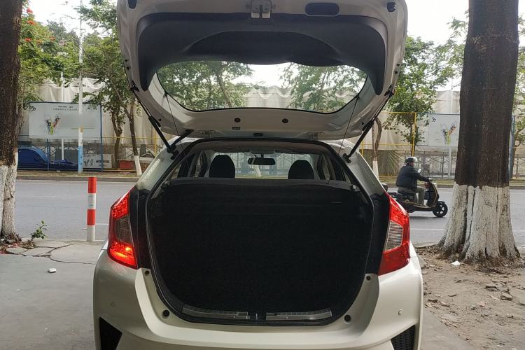 Used Honda Fit 2014 1.5L LX CVT Comfort Model
