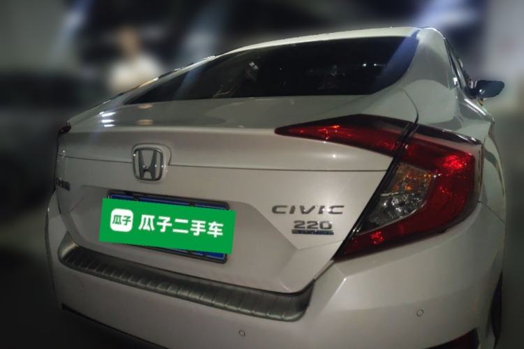 Used Honda Civic 2016 220TURBO CVT Prestige Edition
